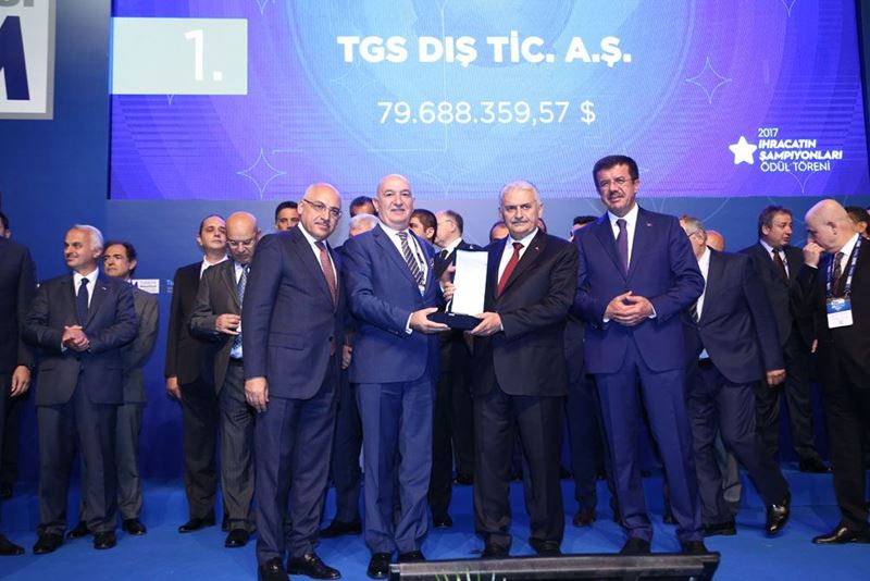 hazir-giyim-ve-deride-lideriz-1