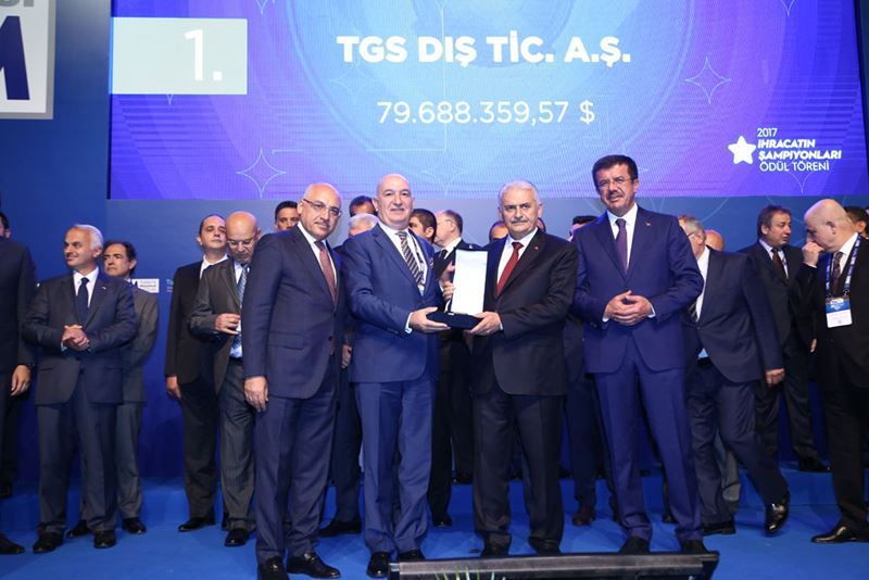 hazir-giyim-ve-deride-lideriz-2