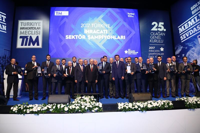 hazir-giyim-ve-deride-lideriz-5
