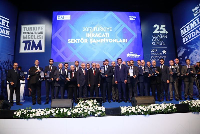 hazir-giyim-ve-deride-lideriz-6